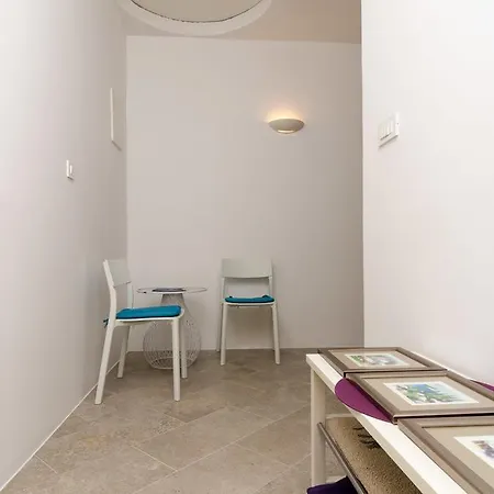 & Cvita Guest house